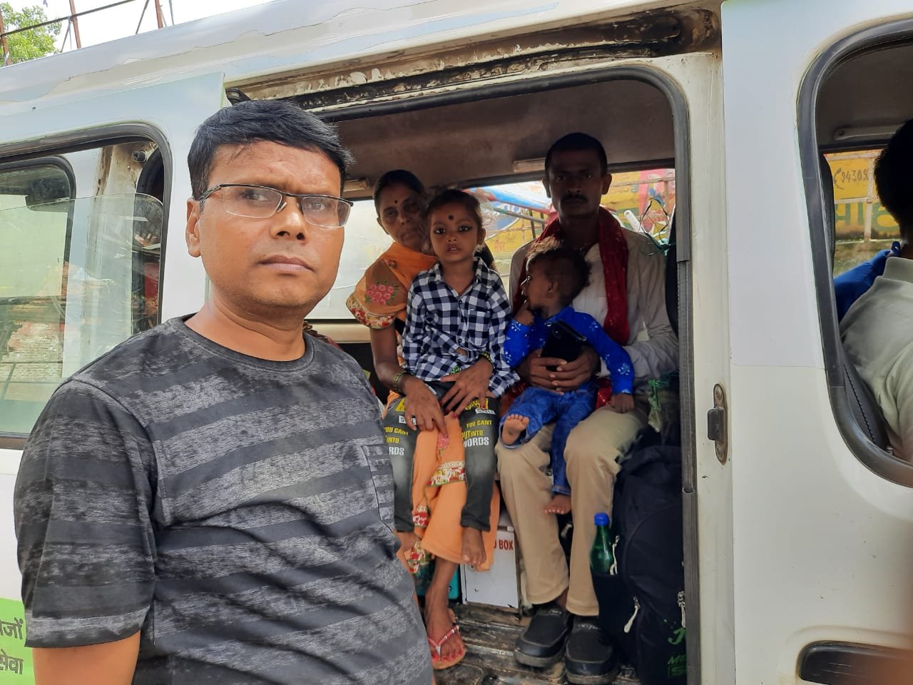 Rashtriya Mashal | लखीसराय के जन्मजात हृदयरोग से पीड़ित दो बच्चे को इलाज के...