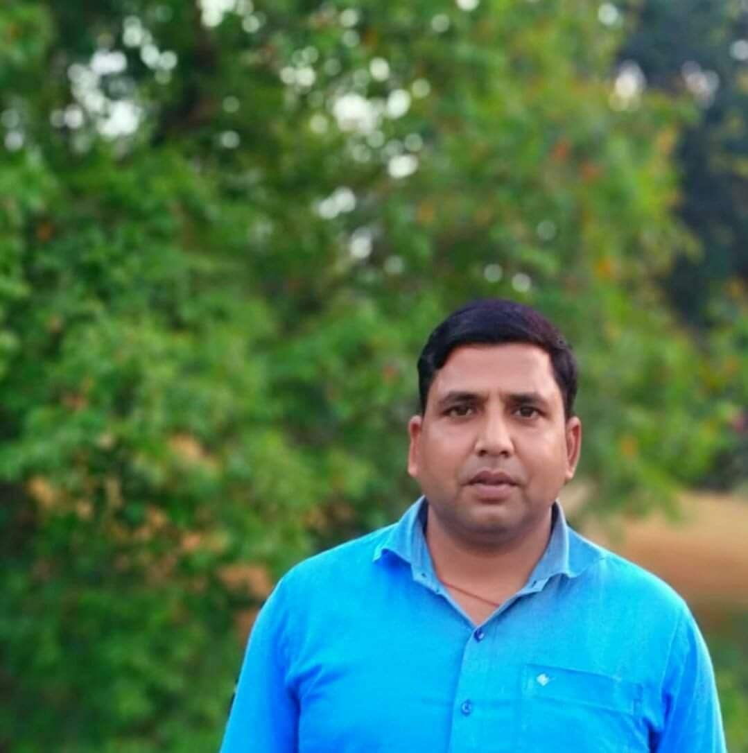 Rashtriya Mashal | मंदिर में कोरोना की गाइडलाइन का करा रहे पालन