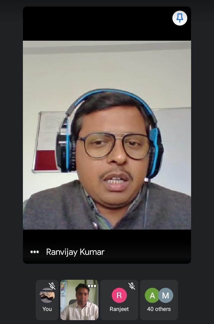 Rashtriya Mashal | कोविड टीकाकरण के प्रति बढ़ा है विश्वास,उपायों पर अभी अमल...